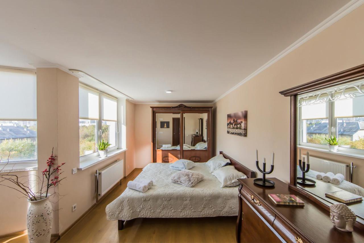 Super Comfort Flat For You Near The Metro. Kiev Esterno foto
