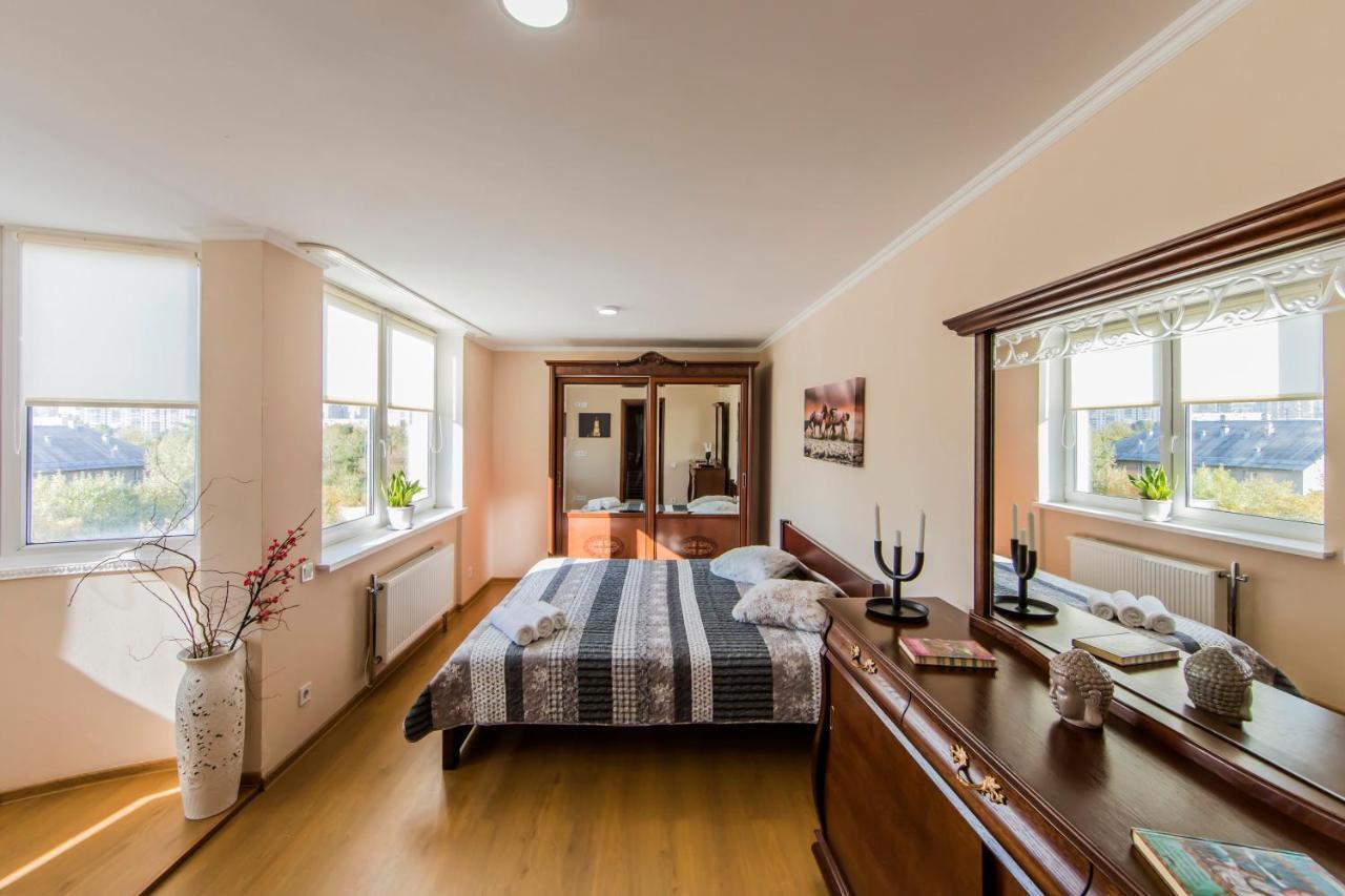 Super Comfort Flat For You Near The Metro. Kiev Esterno foto
