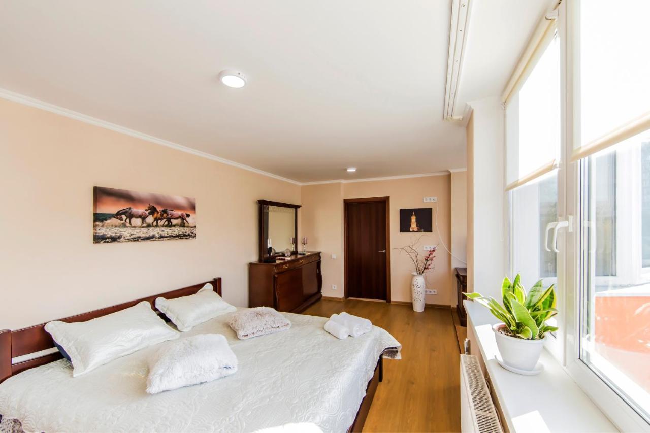 Super Comfort Flat For You Near The Metro. Kiev Esterno foto